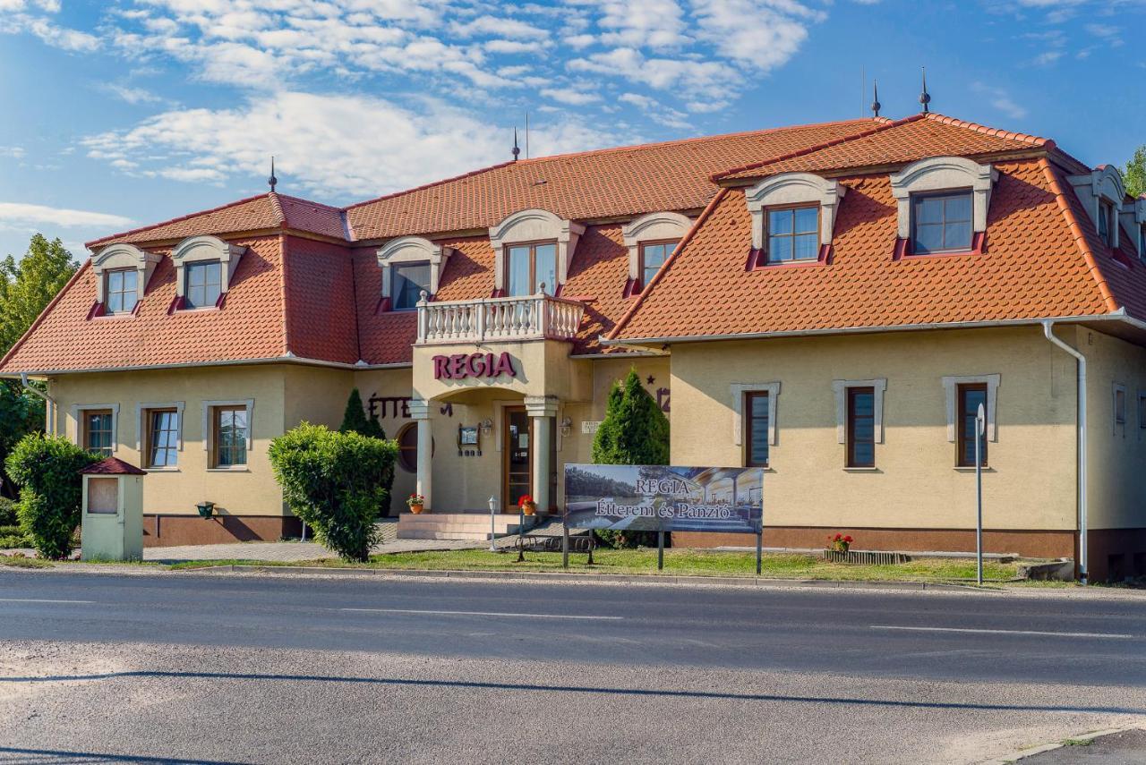 Regia Panzio Bed & Breakfast Halászi Dış mekan fotoğraf
