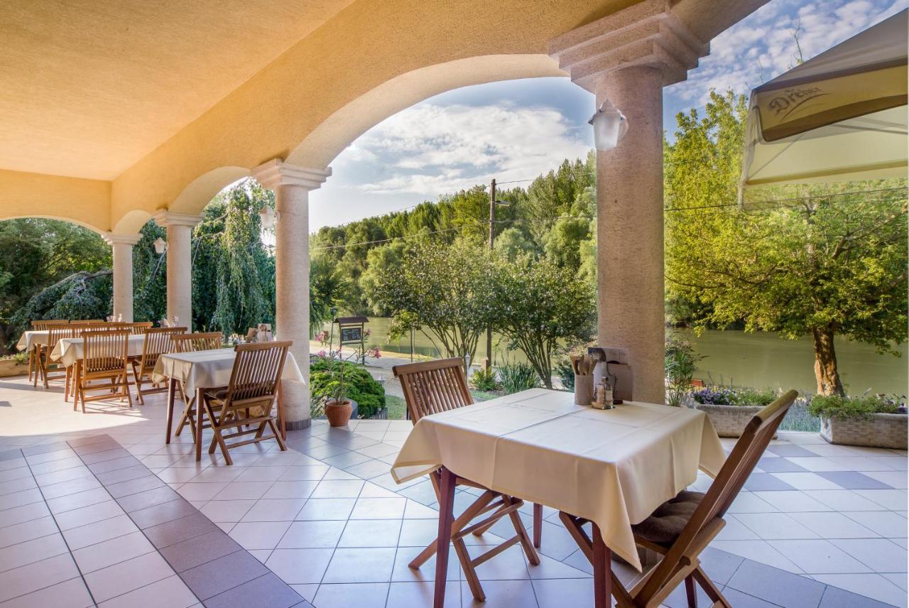 Regia Panzio Bed & Breakfast Halászi Dış mekan fotoğraf