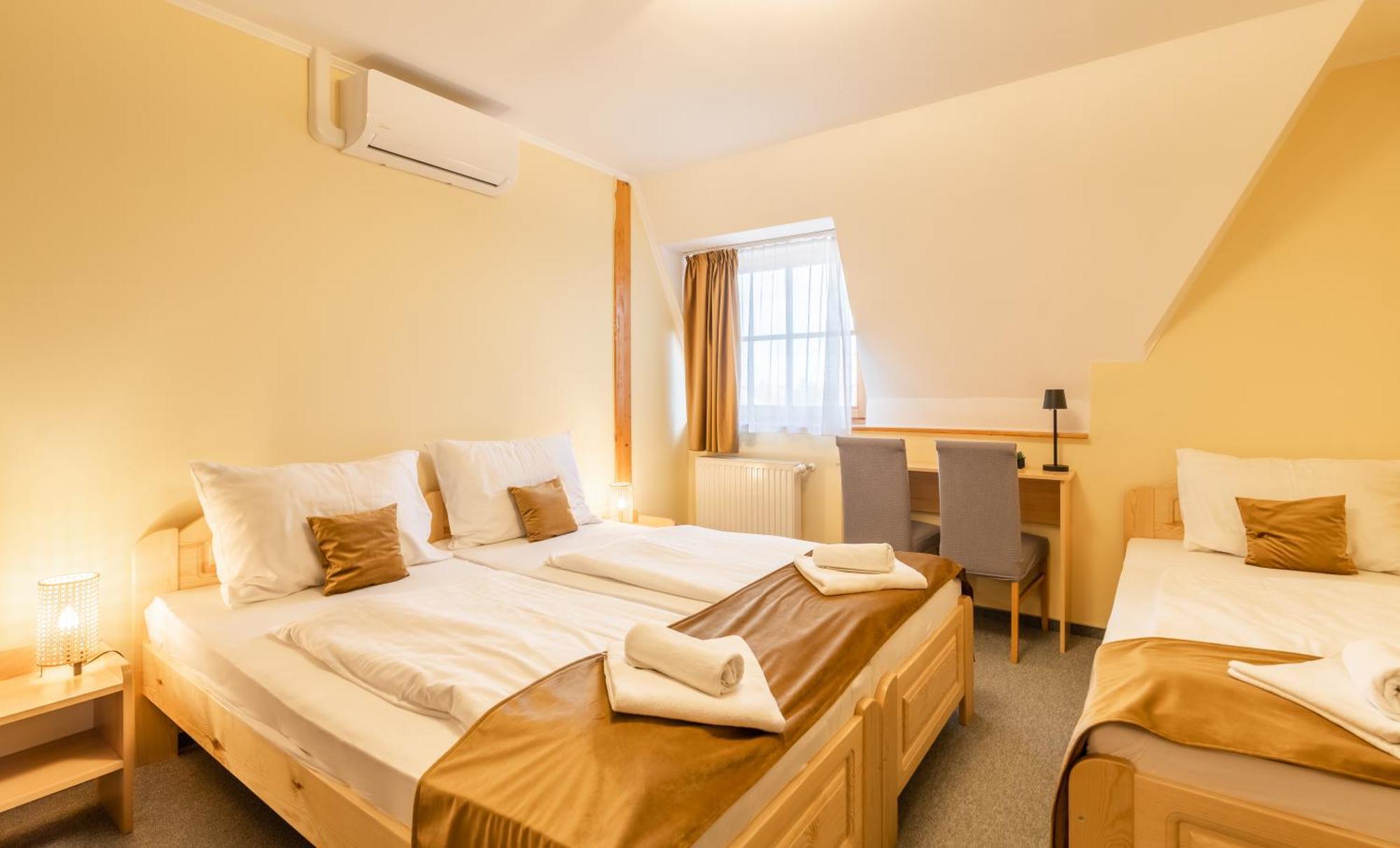 Regia Panzio Bed & Breakfast Halászi Dış mekan fotoğraf