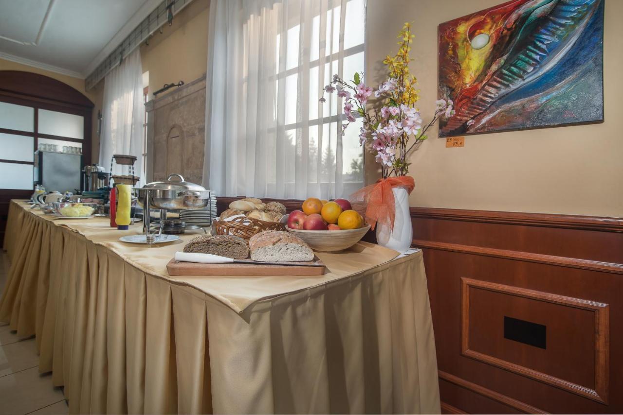 Regia Panzio Bed & Breakfast Halászi Dış mekan fotoğraf